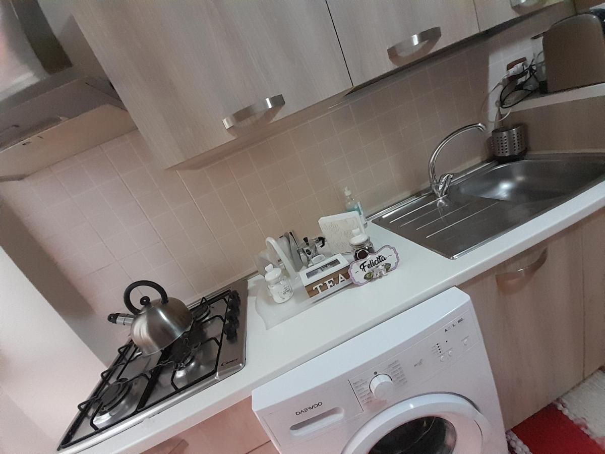 Apartament Dimora Donna Carmela Neapol Zewnętrze zdjęcie